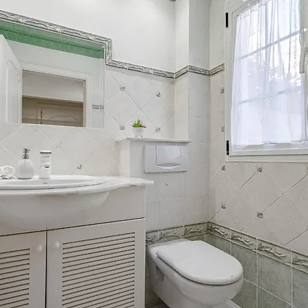 Luxury El Duque Daire *