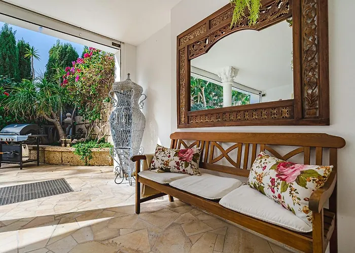 Luxury El Duque