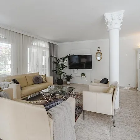 Apartment Luxury El Duque *