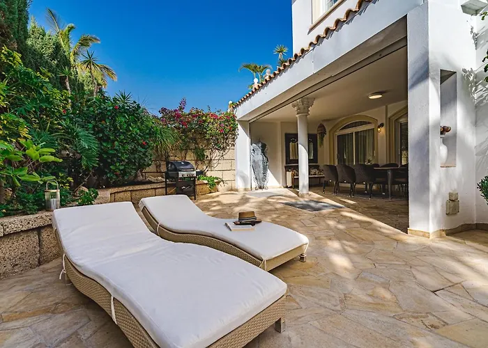 Luxury El Duque * 아데제