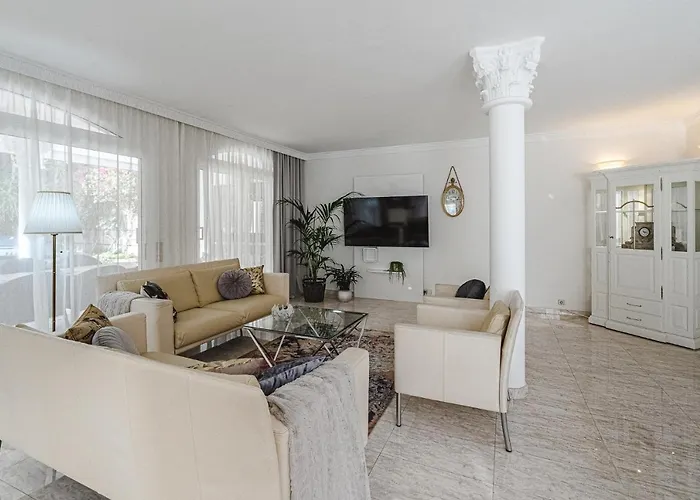 아파트 Luxury El Duque *