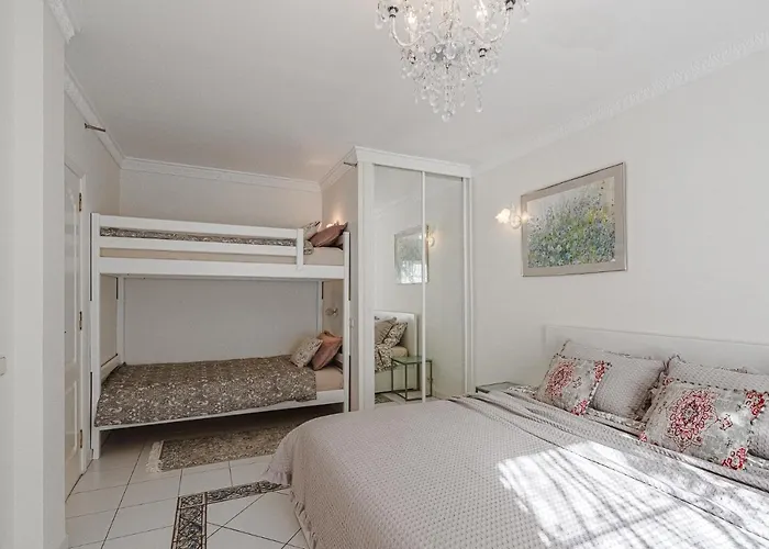 Luxury El Duque *