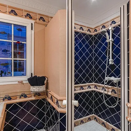 Luxury El Duque Costa Adeje (Tenerife)