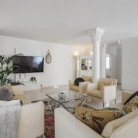 Luxury El Duque Apartamento